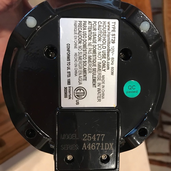 Hamilton Beach Breakfast Sandwich Maker - Picture 9 of 9